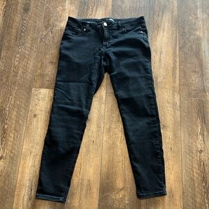 Stretchy 1822 black denim size 31